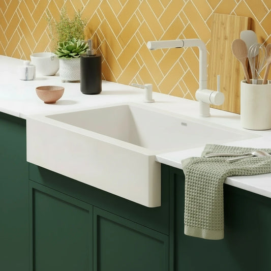 Low Arc Pull-Out Kitchen Faucet – Dual Spray Minimalist Design