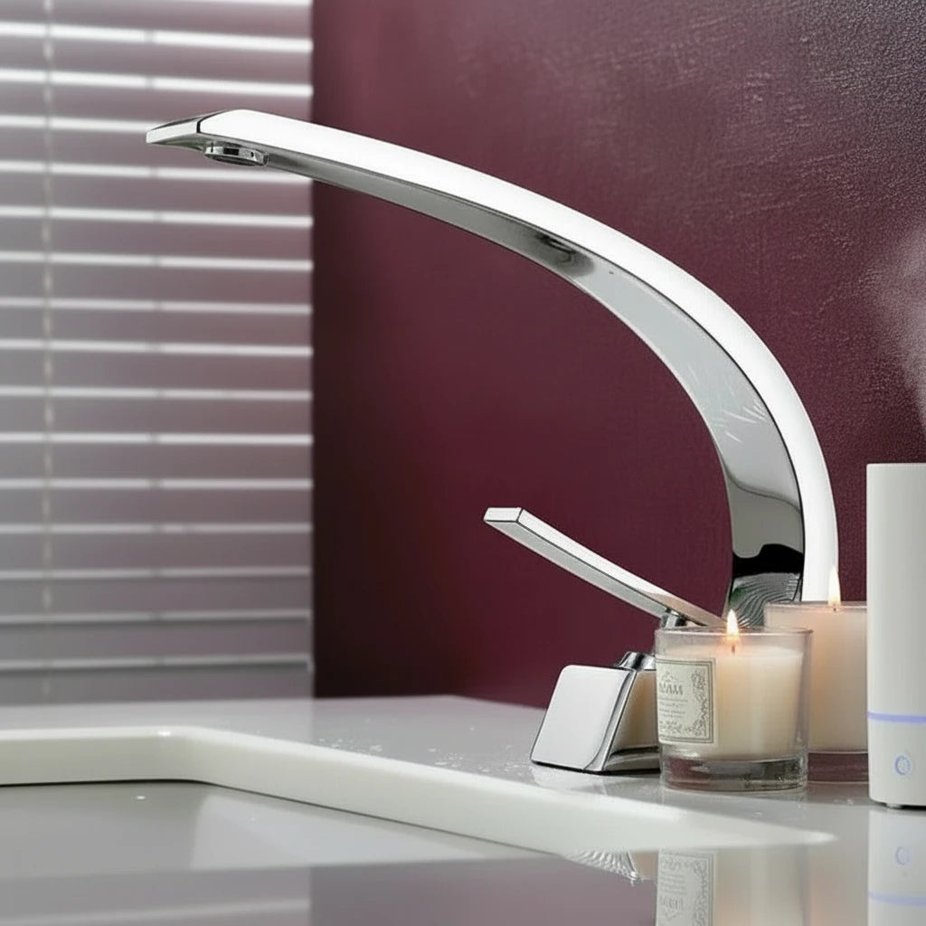 BONADE Single Hole Brass Basin Faucet in Chrome